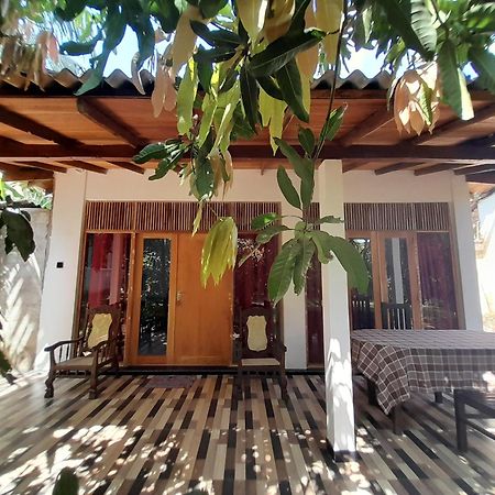 Dinuri Villa Tangalle Exterior foto